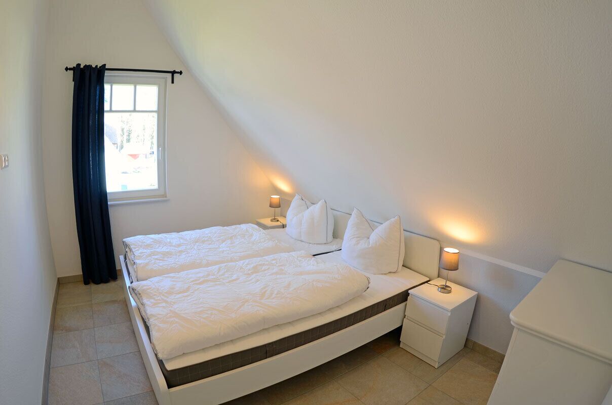 4 bedrooms, travel cot, free WiFi