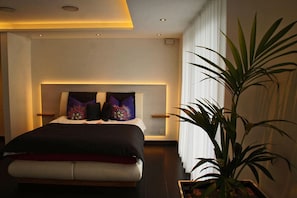 Free WiFi - Very modern vacation home with a sauna, about 200 meters from the sandy beach, Wi-Fi, and a washing machine (Sagard)