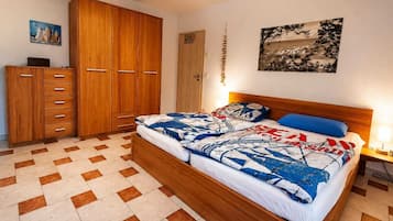 2 bedrooms, free WiFi