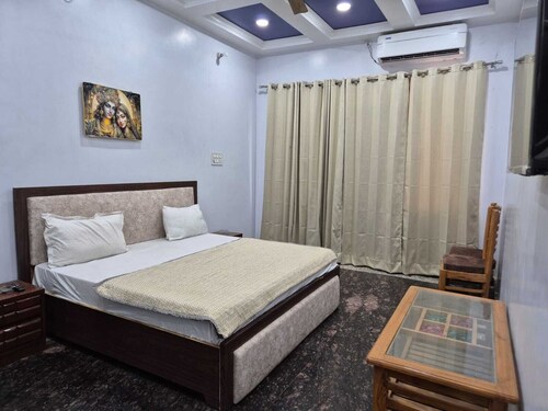 Prince Hotel