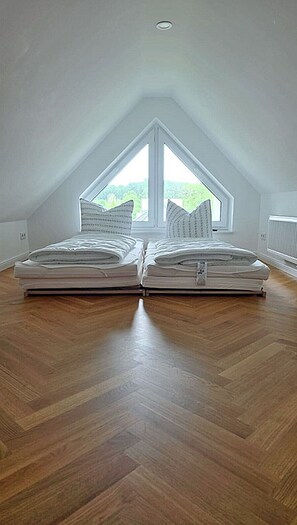 Room - Vrbo Property (Glowe)