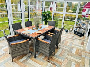 Dining - Vrbo Property (Glowe)
