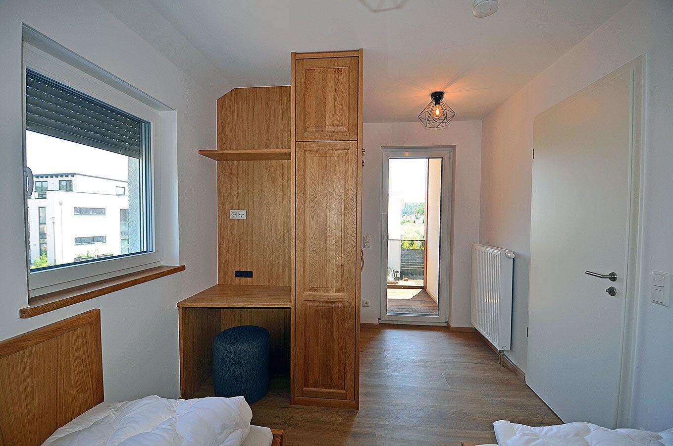 3 habitaciones, escritorio, tabla de planchar con plancha y wifi gratis 