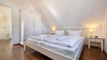 2 Schlafzimmer, Bügeleisen/Bügelbrett, kostenloses WLAN