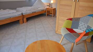 3 Schlafzimmer, Reisekinderbett, kostenloses WLAN