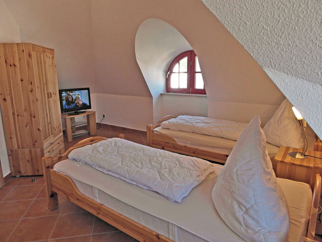 2 bedrooms