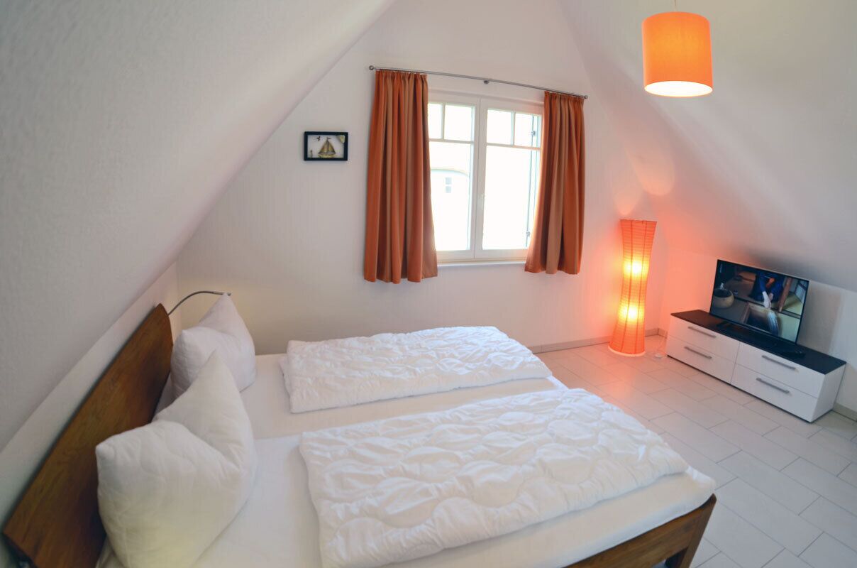 3 bedrooms, WiFi (free)