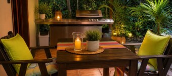 The Hut at Gunnadoo | Romantic Ocean View Rainforest Retreat