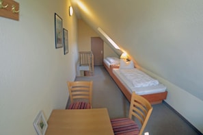 3 Schlafzimmer, Reisekinderbett, kostenloses WLAN