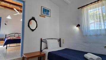 Ferros/tábuas de passar roupa, Wi-Fi, roupa de cama