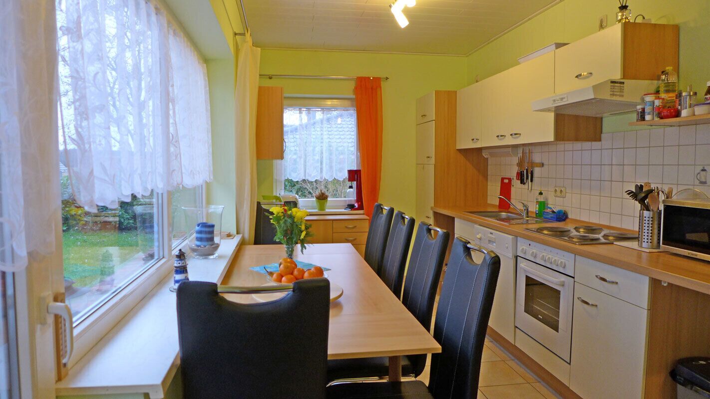 Kaffetrakter/tekoker, kjøleskap, mikrobølgeovn og ovn