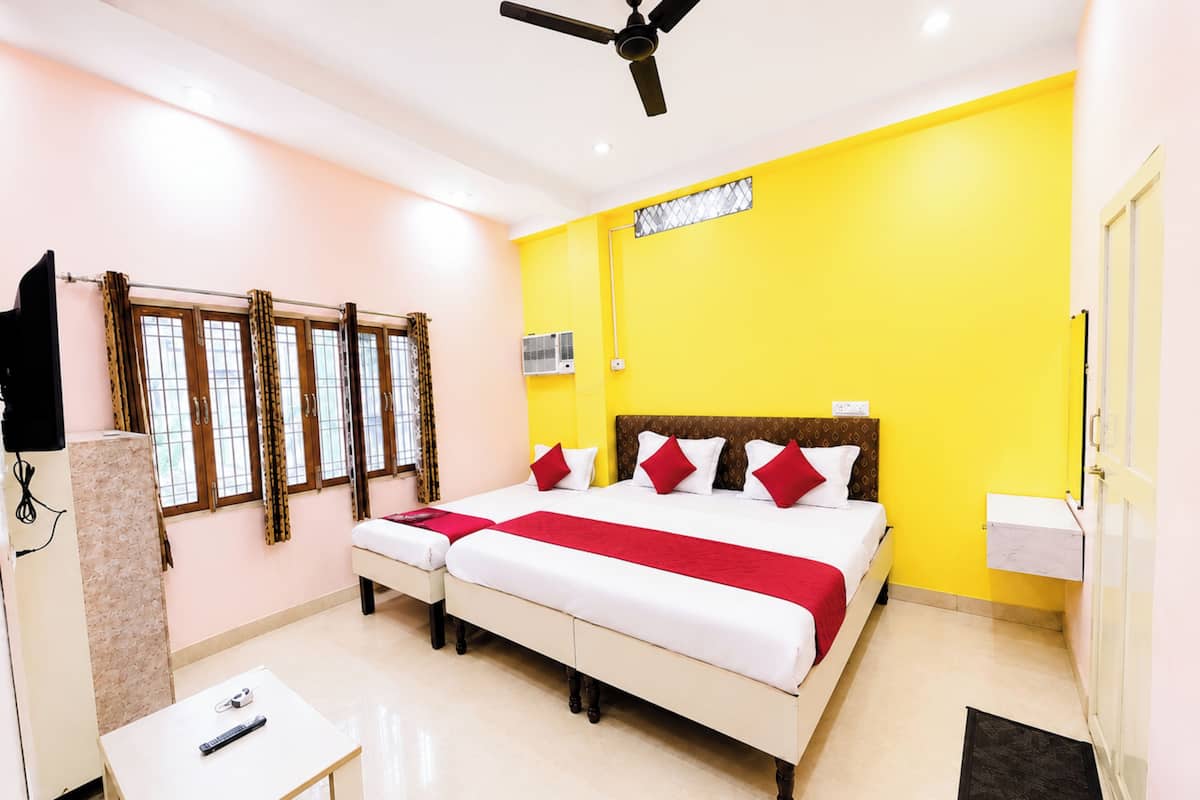 Deluxe Triple Room, Air conditioning | View from room