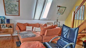 Fernseher, Stereoanlage