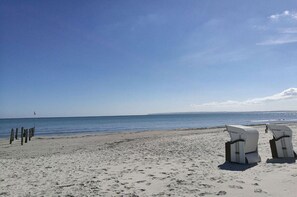 Beach nearby - Only 900 meters from the beach, ground floor with terrace, Internet/Wi-Fi, accommodates up to 3 people (Breege)