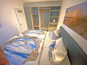 1 bedroom, WiFi (free) - Only 900 meters from the beach, ground floor with terrace, Internet/Wi-Fi, accommodates up to 3 people (Breege)