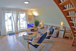 Living area - Vrbo Property (Breege)