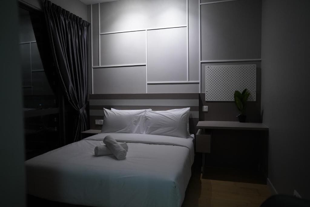 Apartment, 1 Queen Bed with Sofa bed, Balcony, City View
