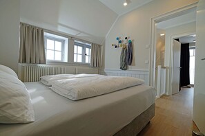 Room - Vrbo Property (Dranske)