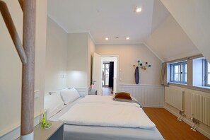 Room - Vrbo Property (Dranske)