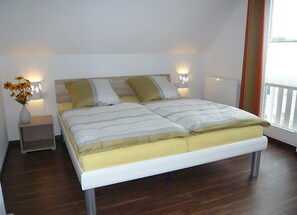 Room - Vrbo Property (Breege)