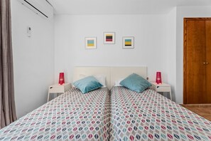 4 camere, ferro/asse da stiro, Wi-Fi, lenzuola