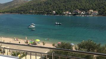 Comfort Apartment, Sea View | Property grounds