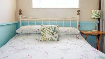 1 quarto, Wi-Fi de cortesia, individualmente decorados