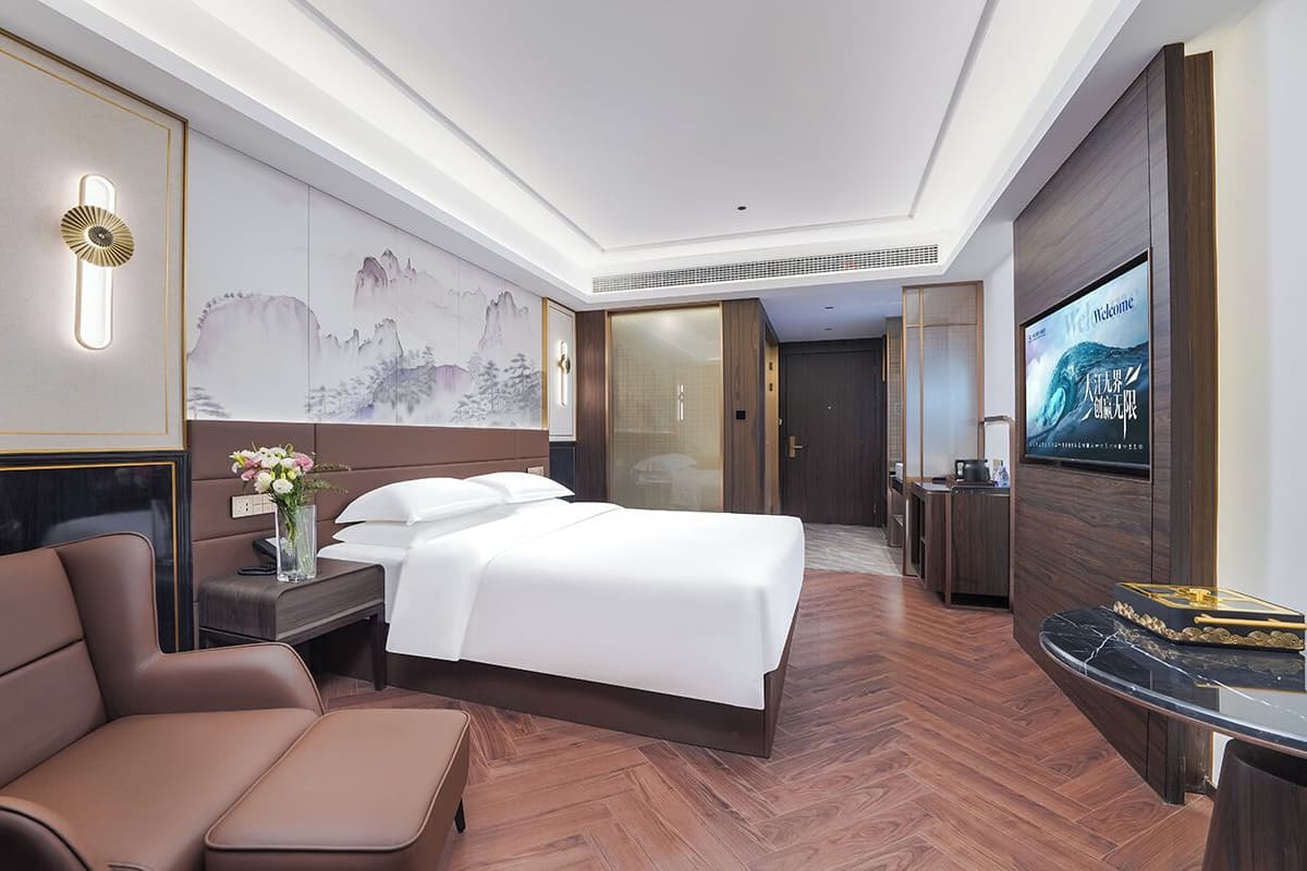 Twin Room, City View | Desk, laptop workspace, blackout curtains, soundproofing