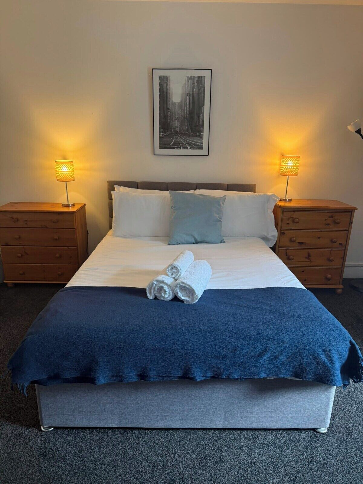3 bedrooms, iron/ironing board, WiFi, bed sheets