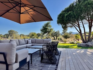 Terrace/patio - VILLA DOLCE VECCHIA—Exceptional Villa in Cala Rossa—Beach within walking distance, sleeps 10 (Lecci)