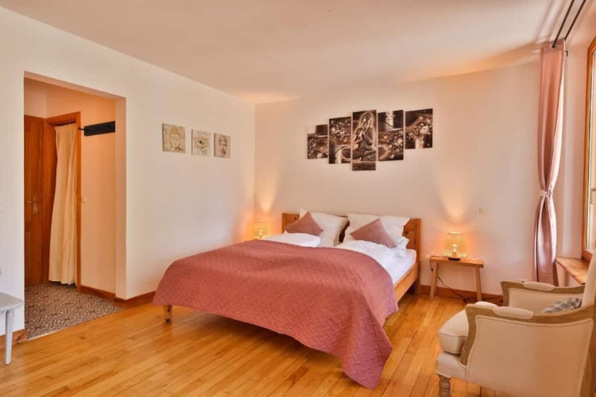 Deluxe Double Room, Garden View