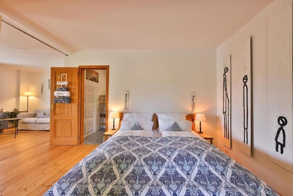Deluxe Double Room, Non Smoking, Mountain View