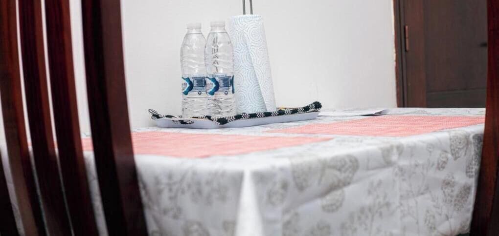 Comfort Studio, Kitchen, City View | Dining