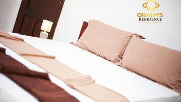 Appartamento Economy, 2 camere da letto, cucina, vista città | Tende oscuranti, ferro/asse da stiro, Wi-Fi gratuito