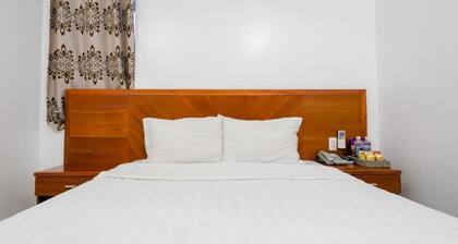 White Palace Hotel 2