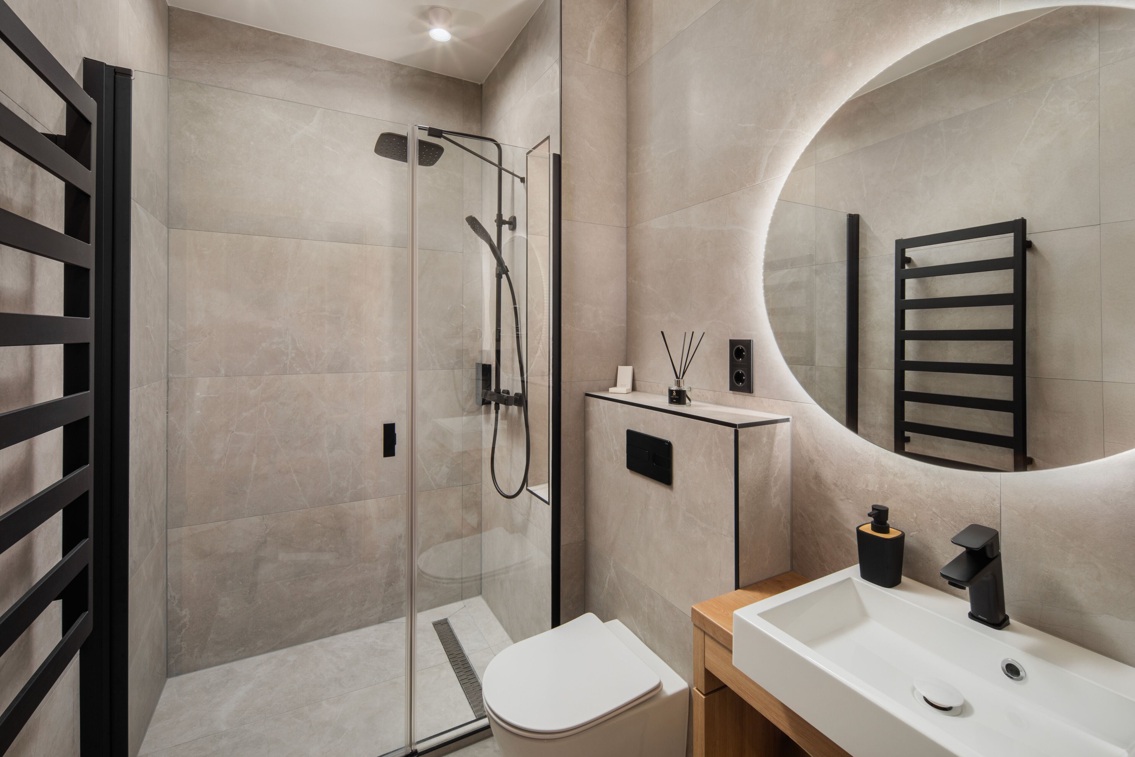 Hair dryer, towels, soap, shampoo