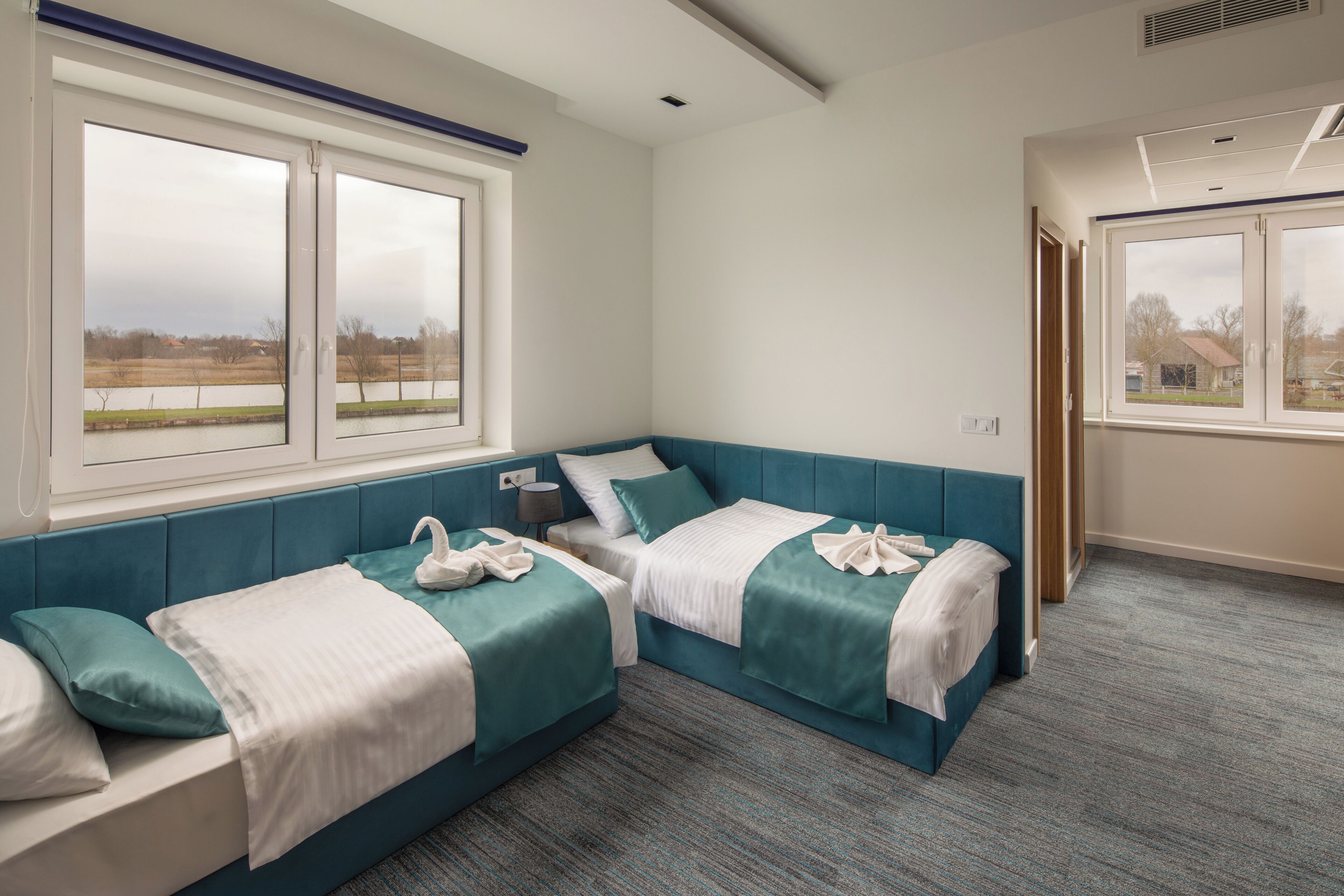 In-room safe, desk, laptop workspace, free WiFi