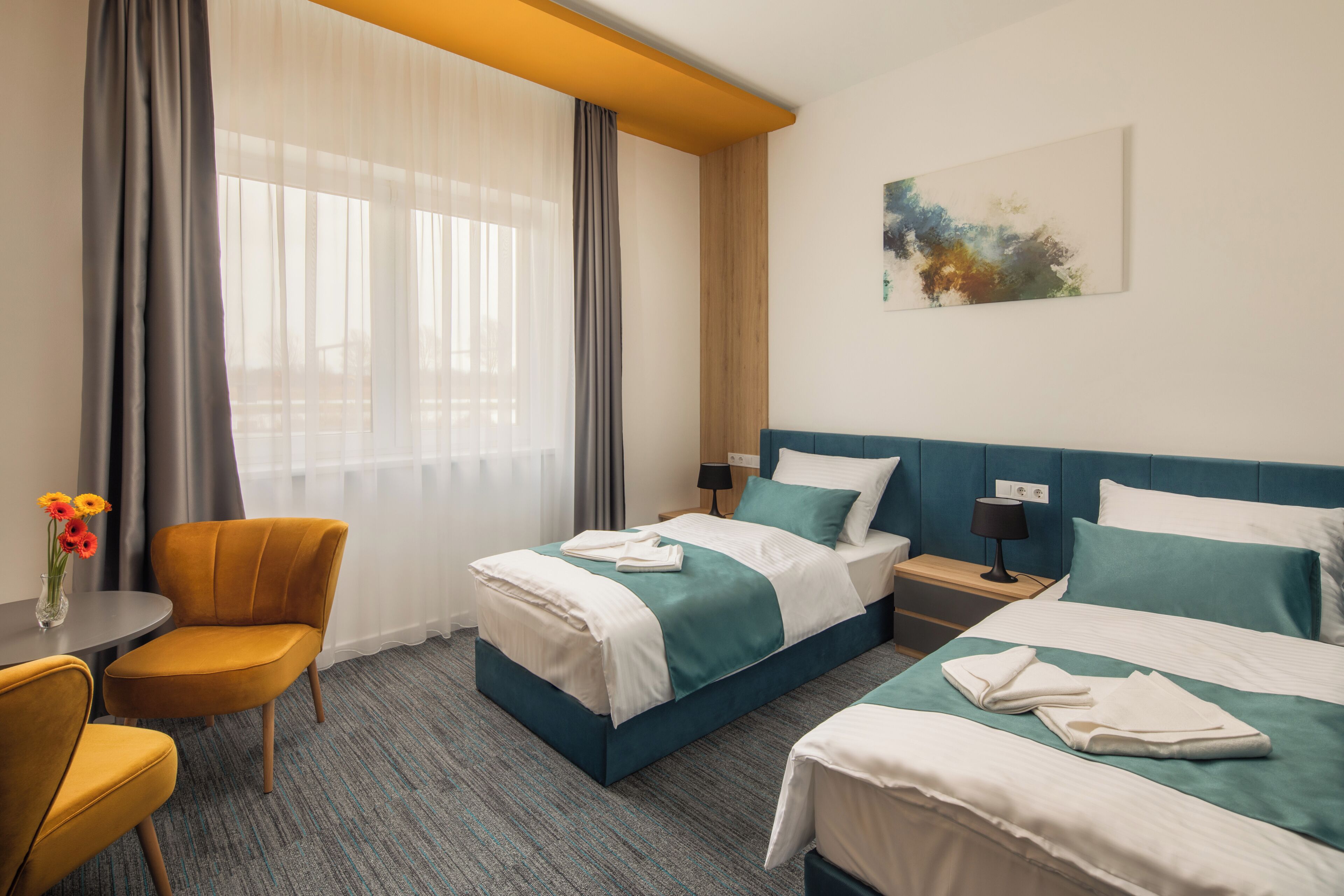 In-room safe, desk, laptop workspace, free WiFi