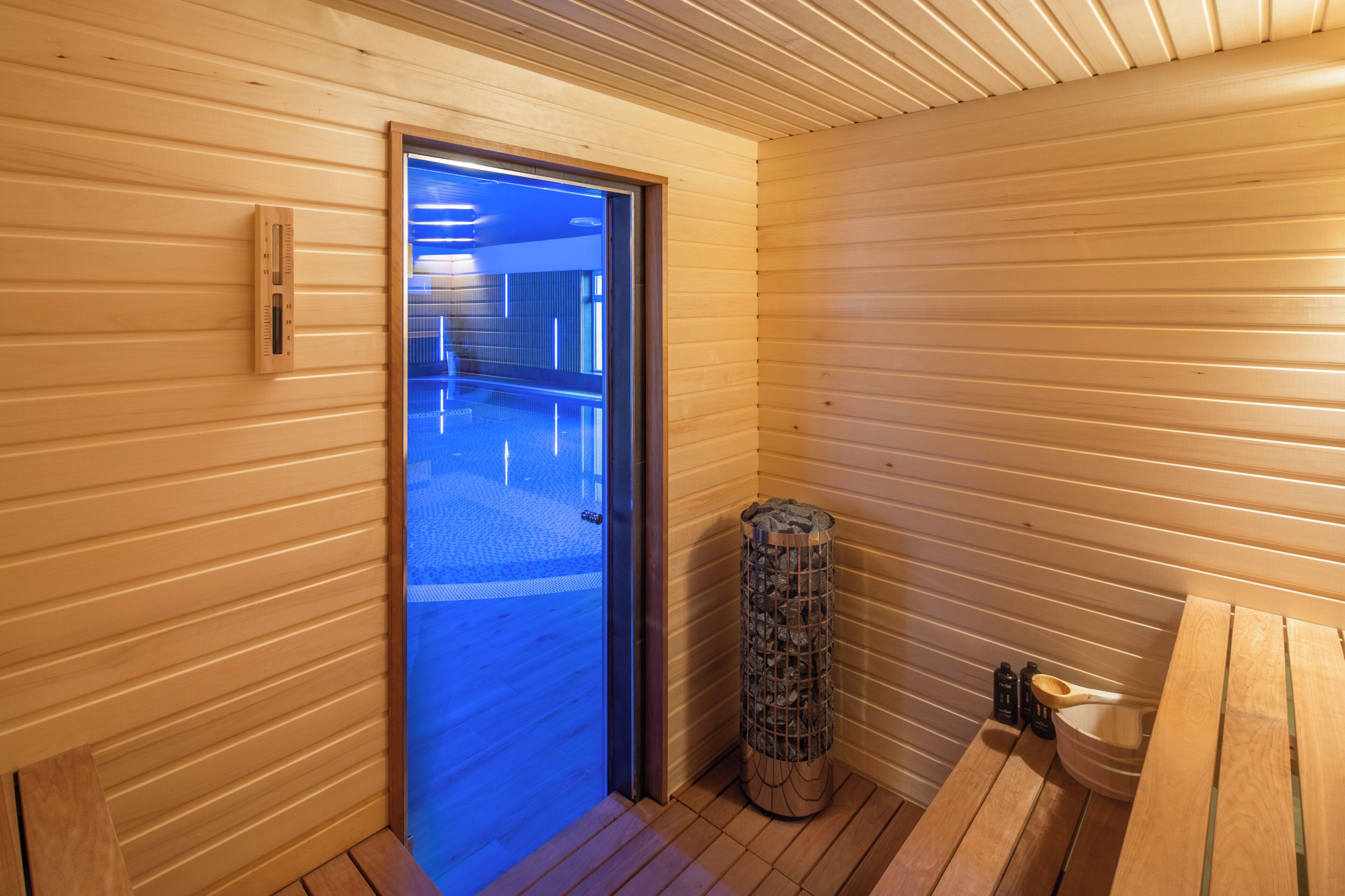Aromatherapie, klassische Massagen, Sportmassagen, Gesichtsbehandlungen