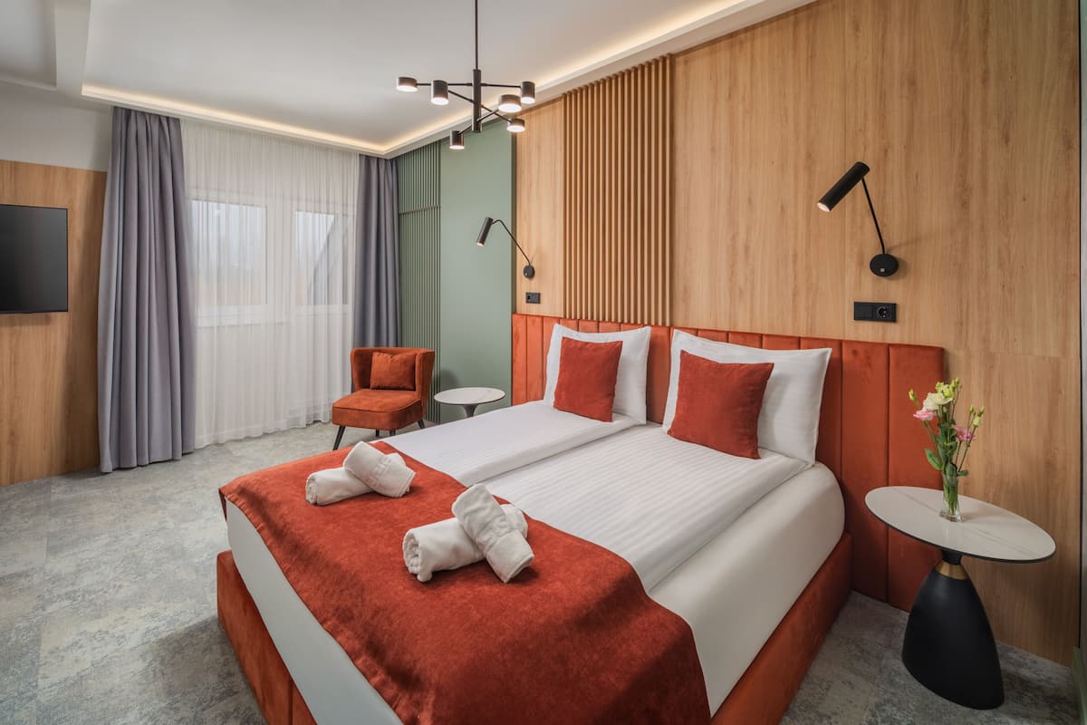 Presidential Suite, Balcony, Lake View