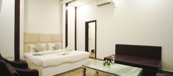 K2 Highway Treat & Resort Unit of Lyzon