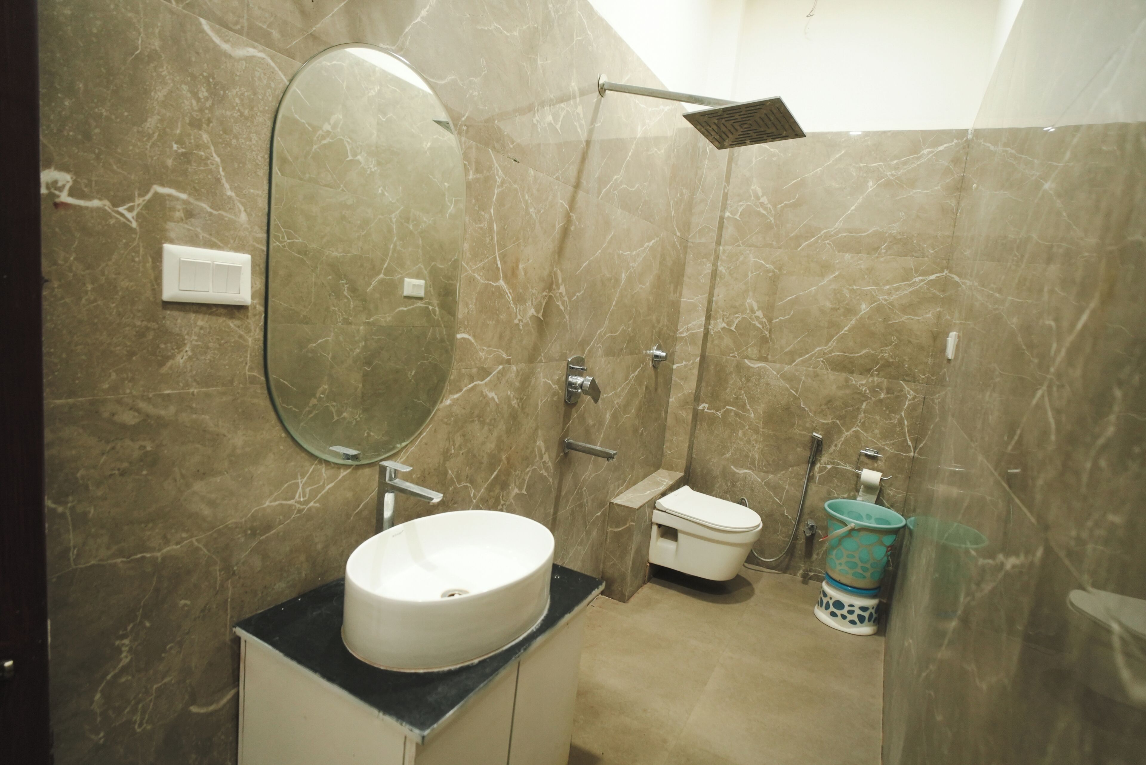 Shower, towels, soap, shampoo