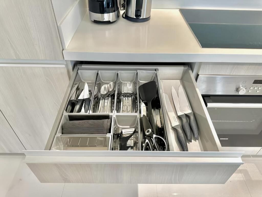 Apartment, 2 Bedrooms, Balcony, City View | Private kitchen