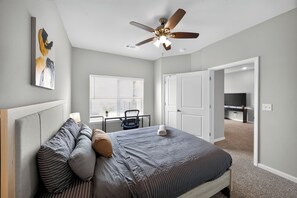 Room - Comfortable 2BR Retreat (Princeton)