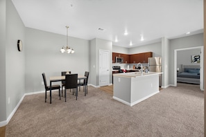 Dining - Modern Family-Friendly 2BR (Princeton)