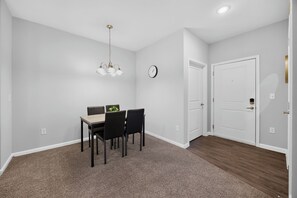 Dining - Whitewing Flats Spacious 2BR (Princeton)