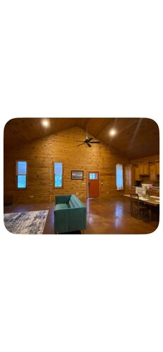 Cozy 1-bedroom cabin in pleasant Coffeyville