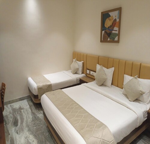 Hotel Orange Orchid
