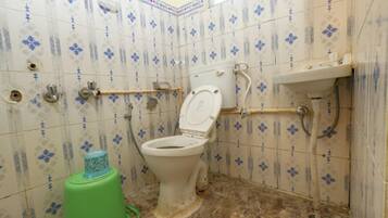 Premium Room | Bathroom | Towels