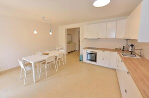 Private kitchen - Rab Barbat Villas 4 stars 300 sea LAVANDA (Barbat na Rabu)
